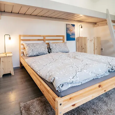 Two Wings דירה *